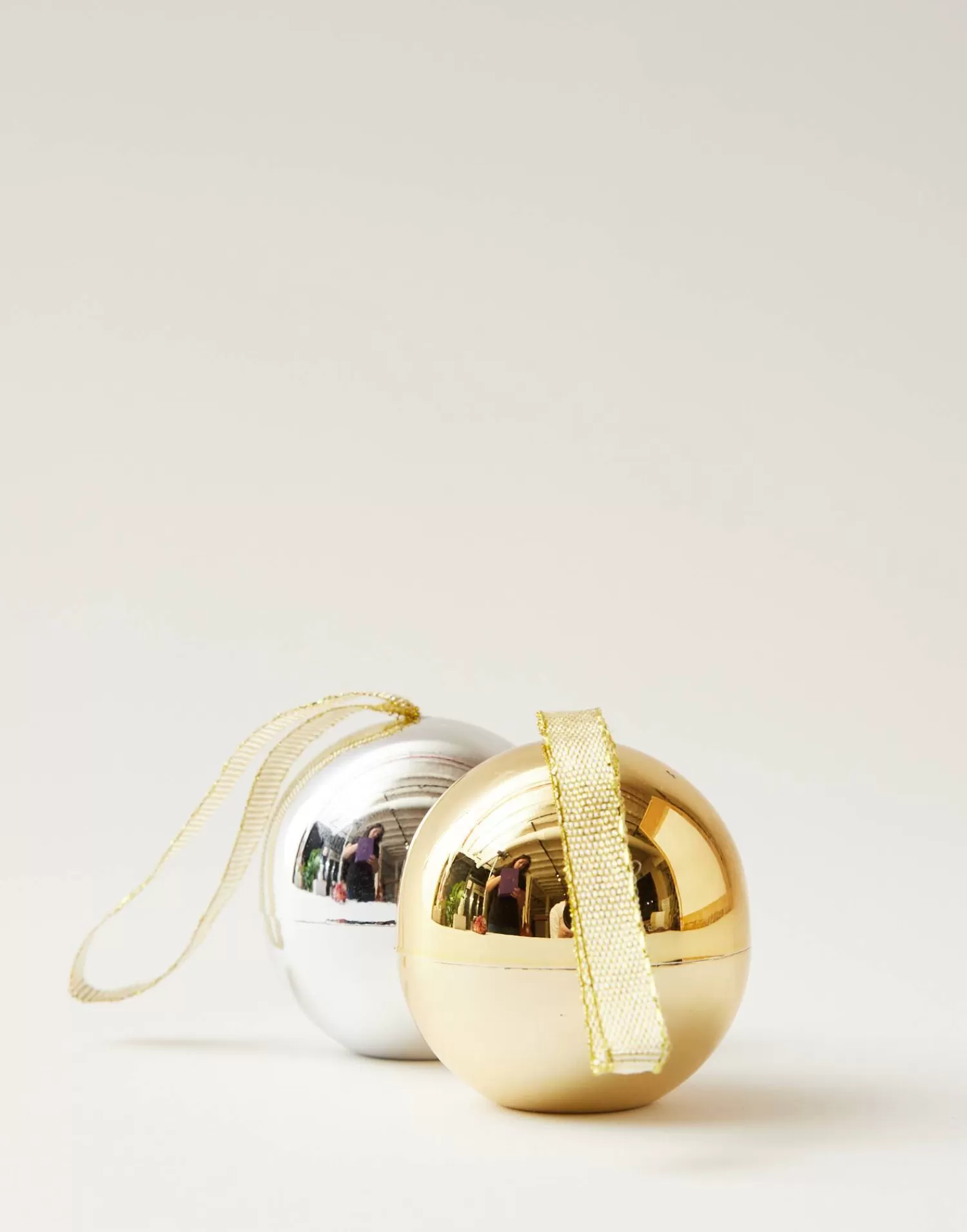 ball_lip_balm_3.webp Bodycare & Beauty | Bodycare & Beauty*Natura Selection Ball Lip Balm