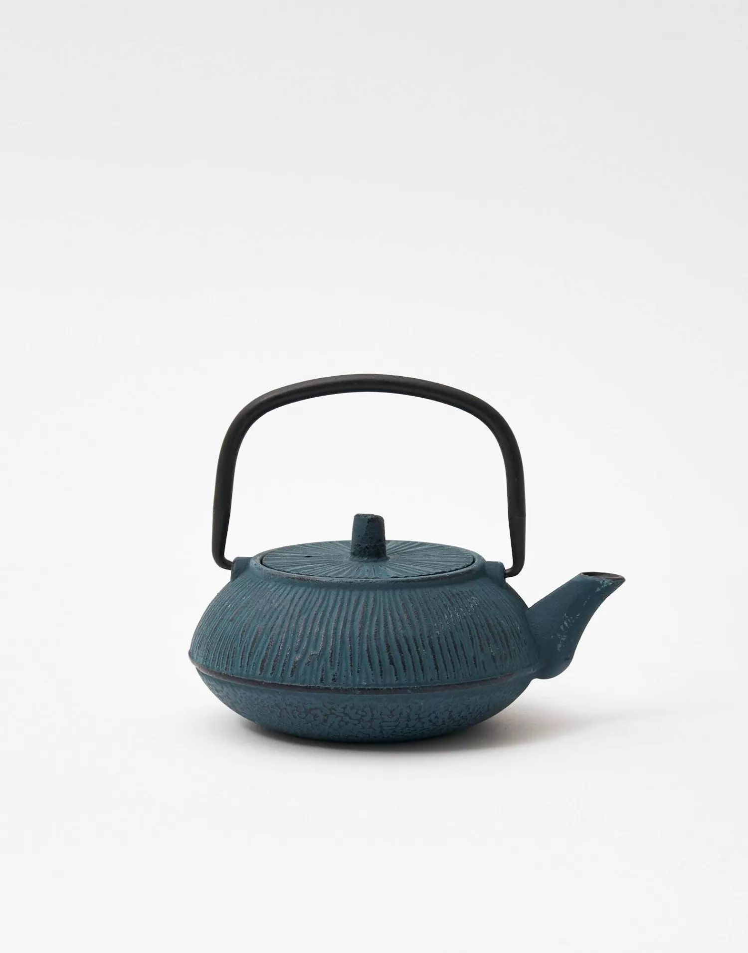 cast_iron_teapot_03l_5.webp Kitchen*Natura Selection Cast Iron Teapot 0,3l