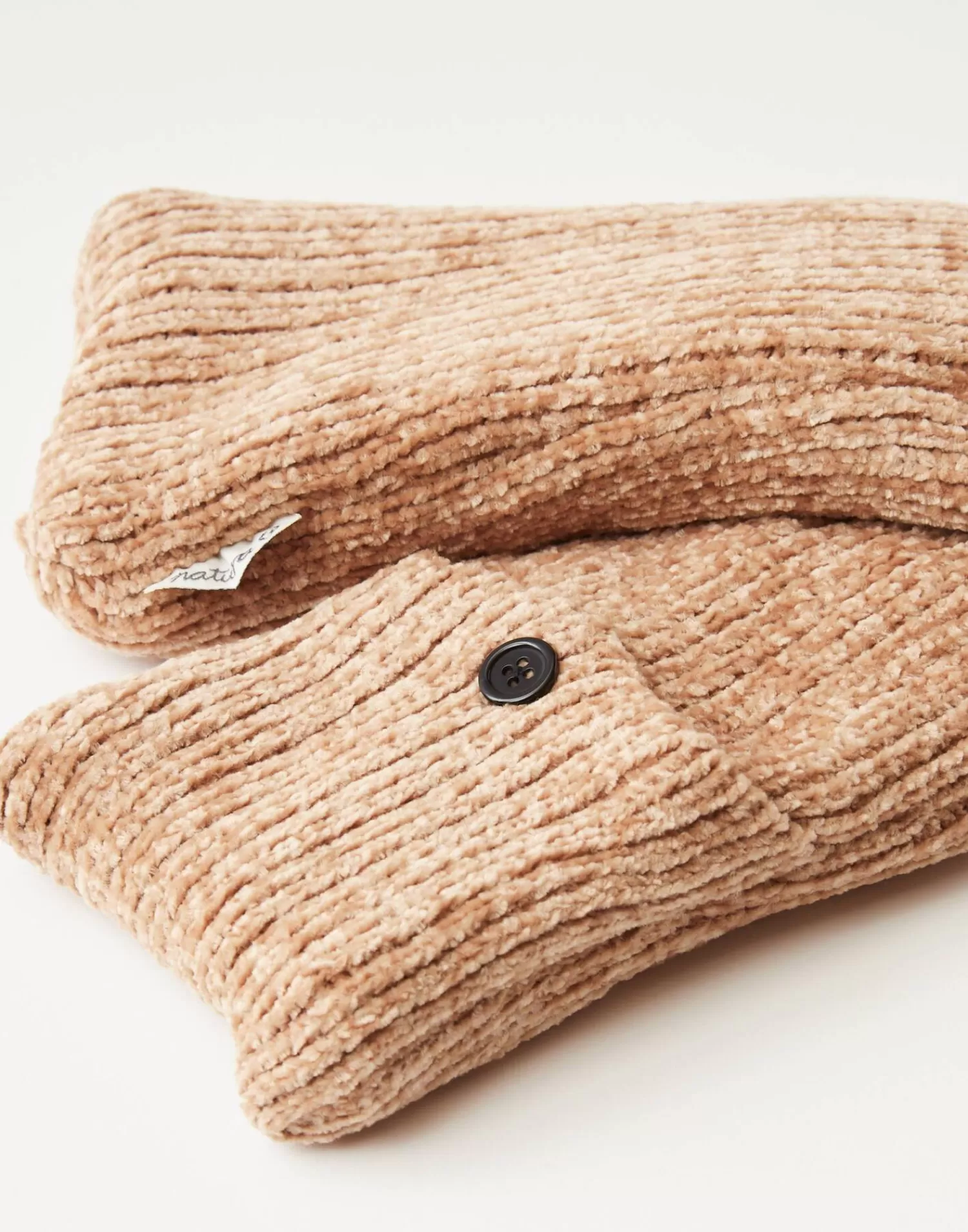 chenille_neck_cushion_6.webp Bodycare & Beauty | Bodycare & Beauty*Natura Selection Chenille Neck Cushion