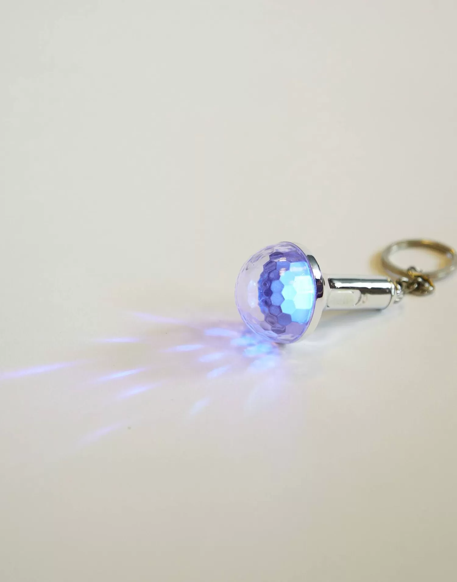 Electronics & Gadget*Natura Selection Disc Keychain