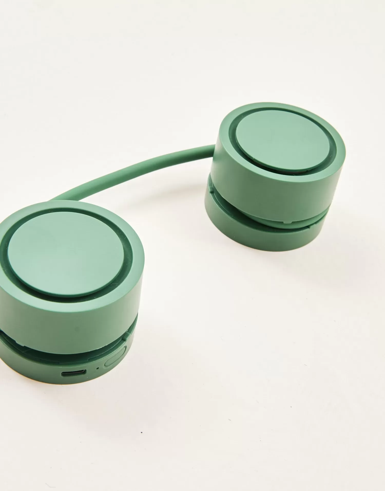 Electronics & Gadget | Travel*Natura Selection Double Neck Fan 146204-GREEN