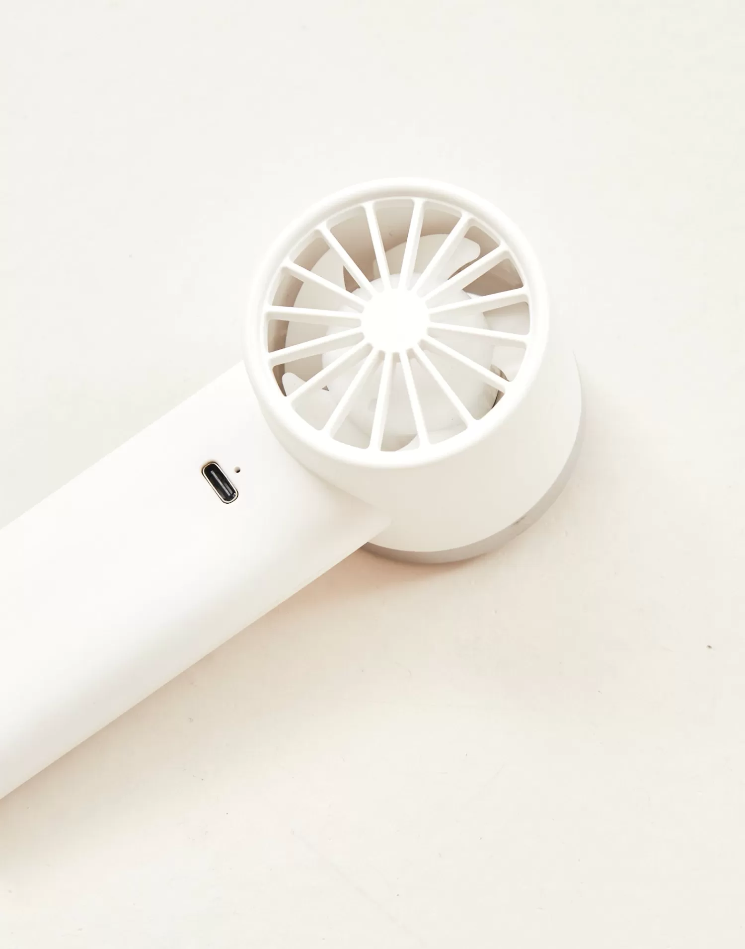 dux_fan_3.webp Electronics & Gadget | Travel*Natura Selection Dux Fan 146203-WHITE