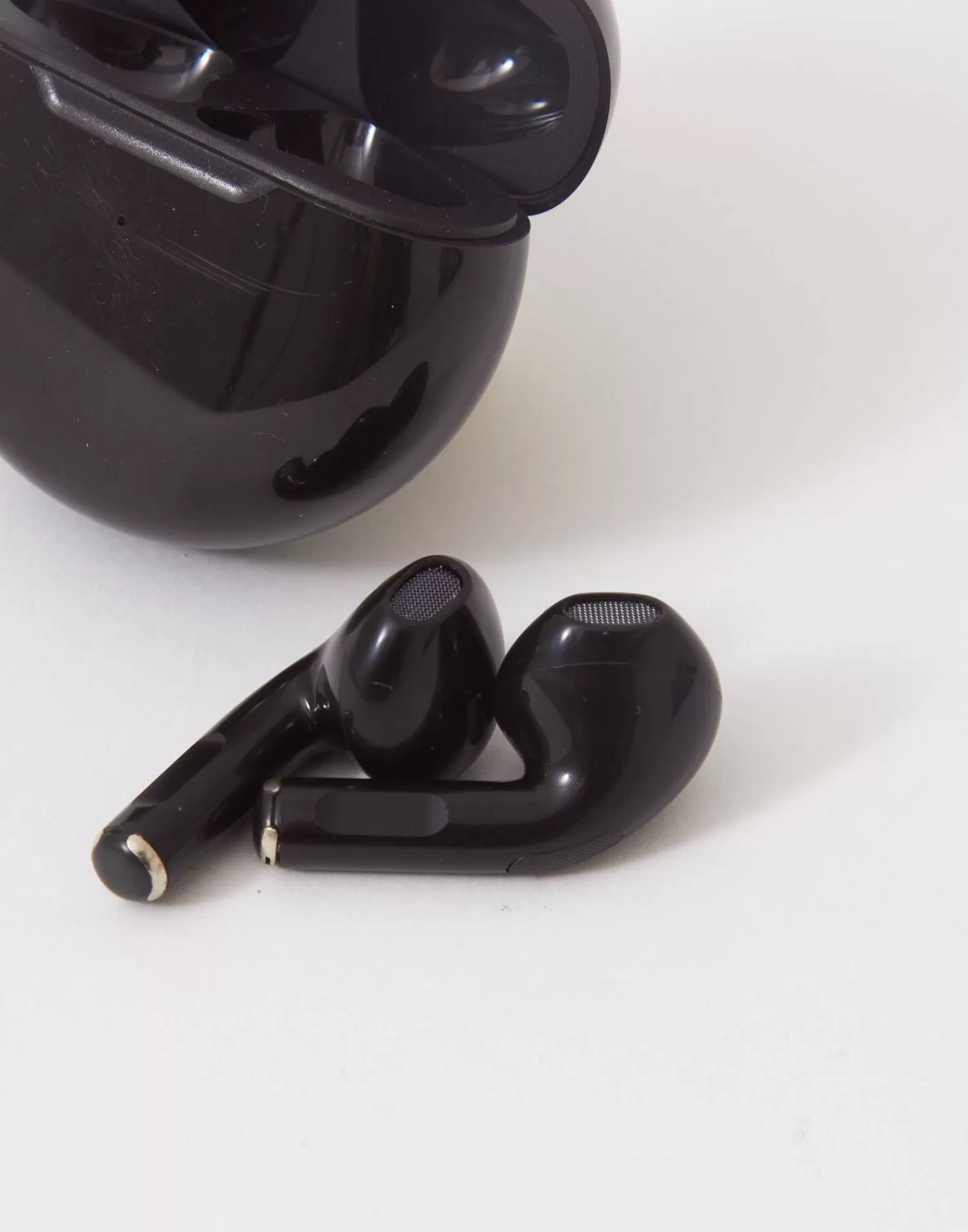 Electronics & Gadget*Natura Selection Fun Pods Wireless Headphones