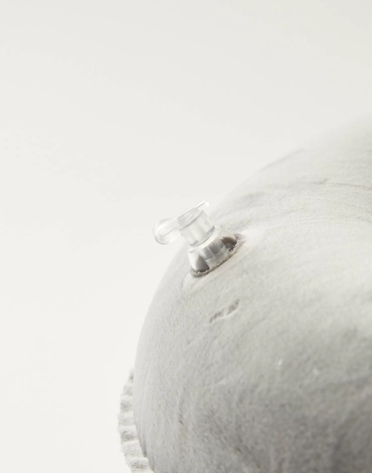 inflatable_cervical_pillow_4.webp Travel*Natura Selection Inflatable Cervical Pillow 144208-GRAY