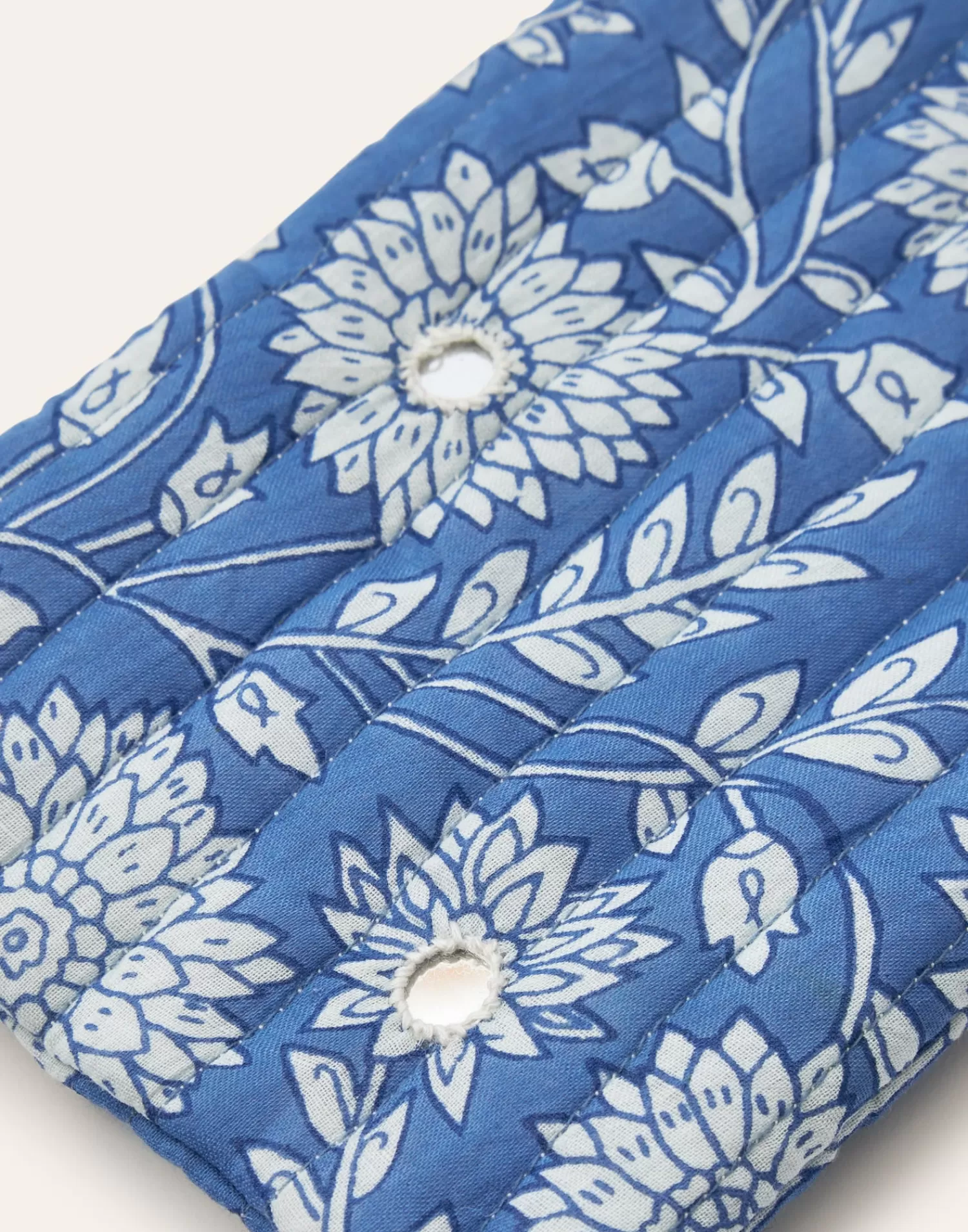 johdpur_mobile_pouch_3-1.webp Bags & Purses*Natura Selection Johdpur Mobile Pouch 145782-BLUE