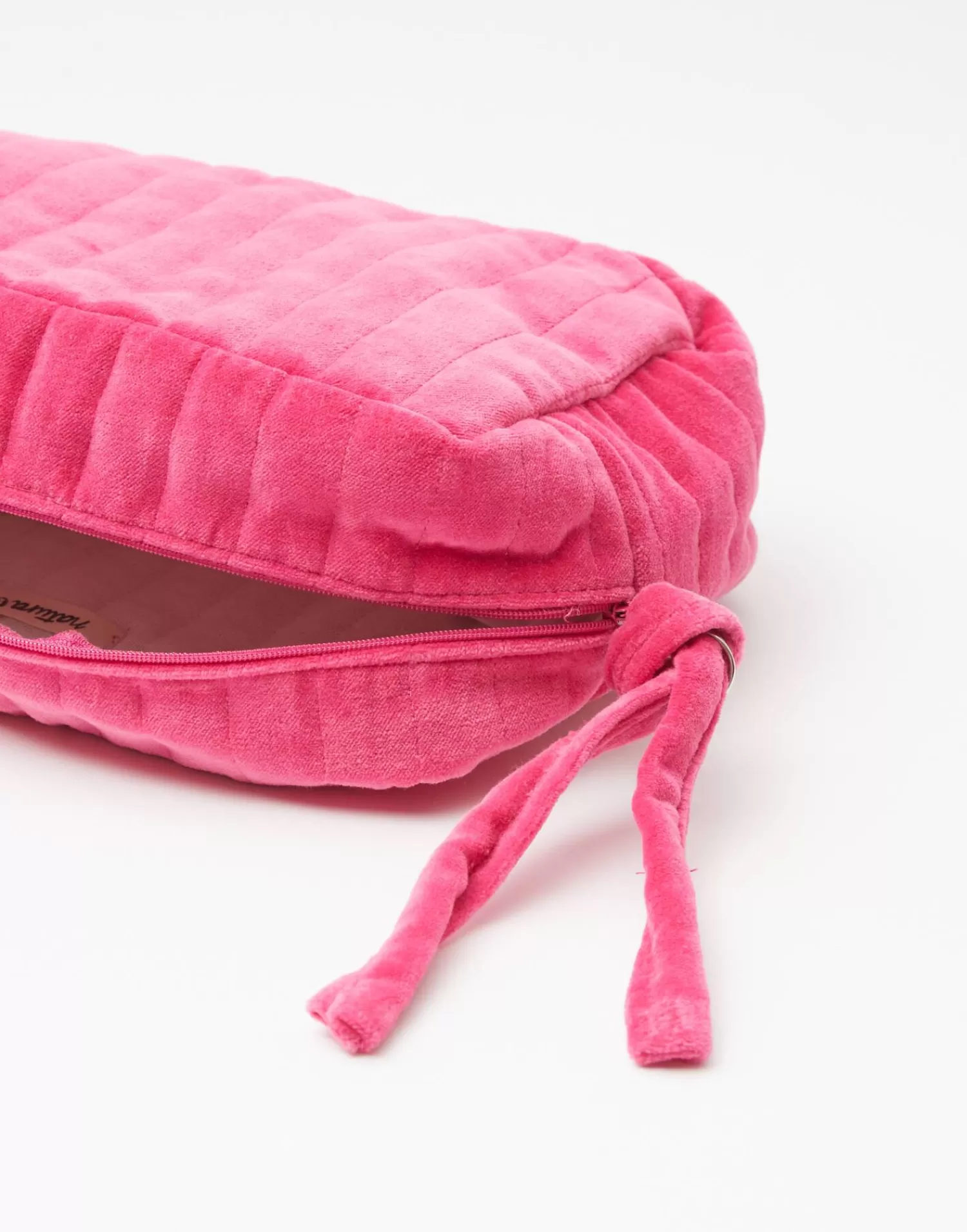 large_velvet_toiletry_bag_11-2.webp Cases*Natura Selection Large Velvet Toiletry Bag