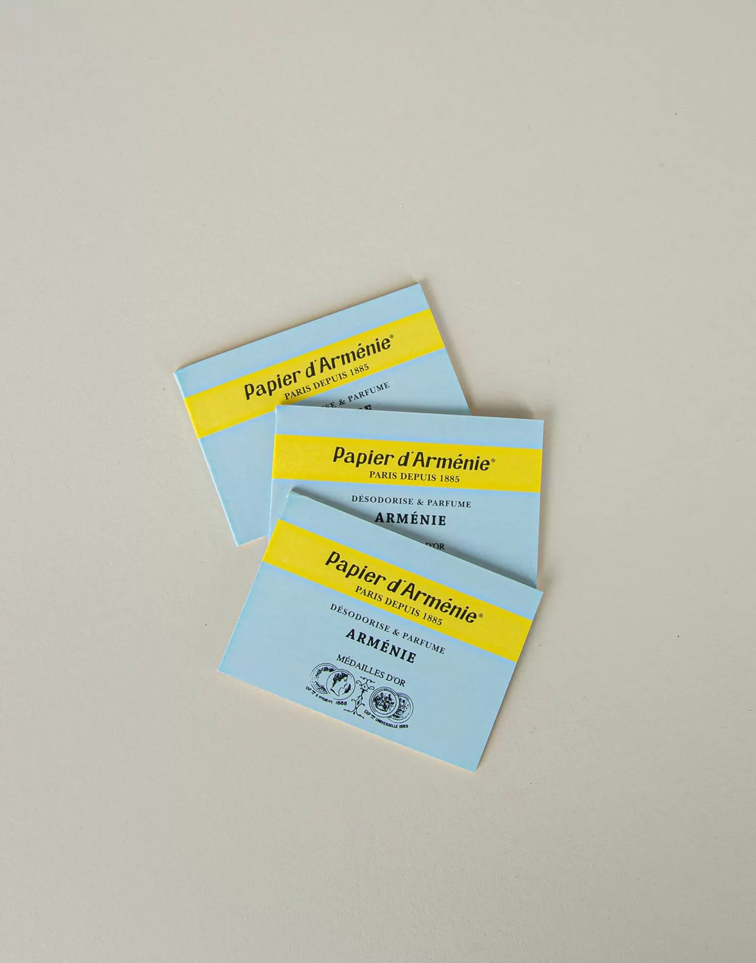 papier_darnie_4.webp Aromas & Diffusers*Natura Selection Papier D'Arénie