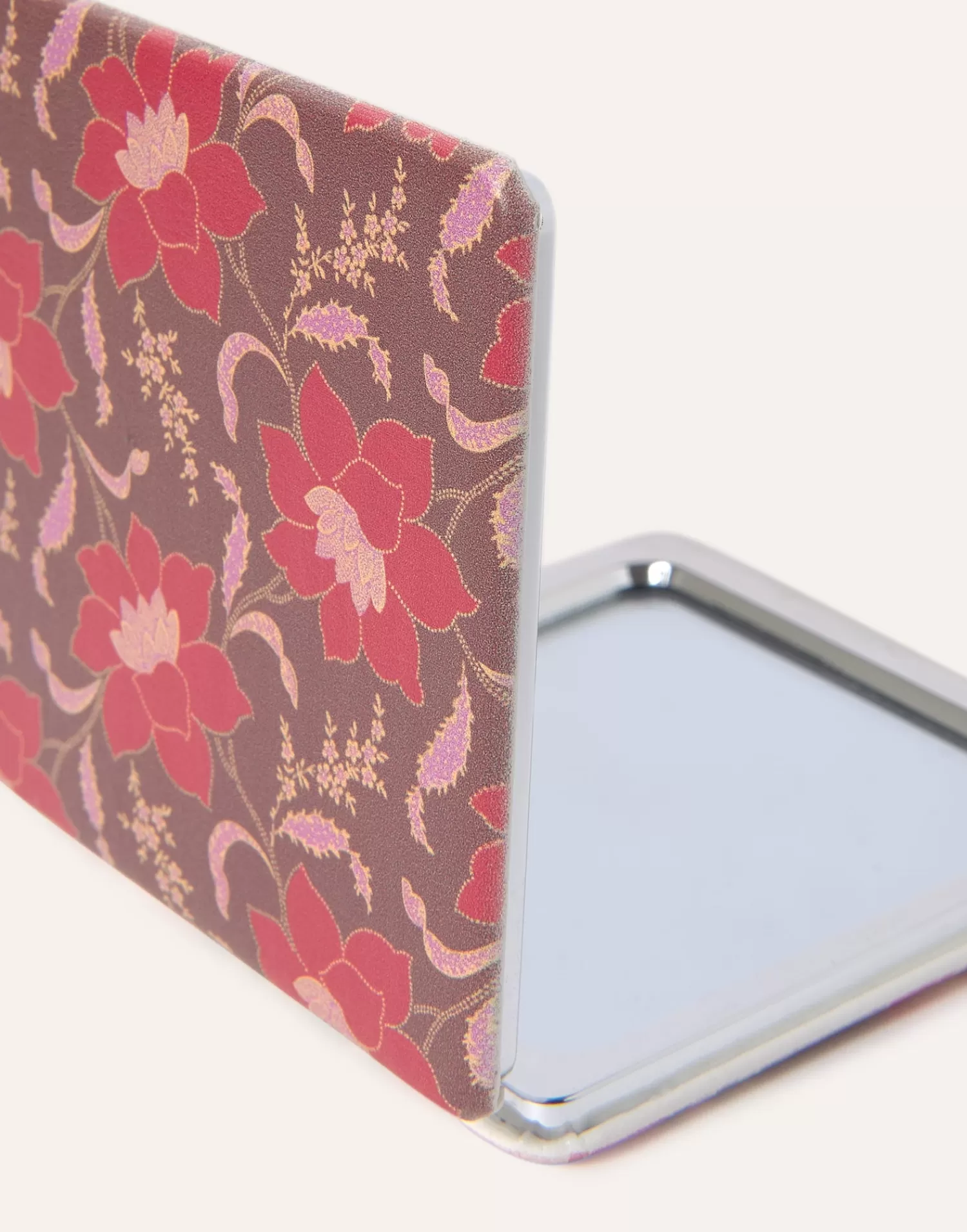 pocket_mirror_17-1.webp Other Accessories | Travel*Natura Selection Pocket Mirror