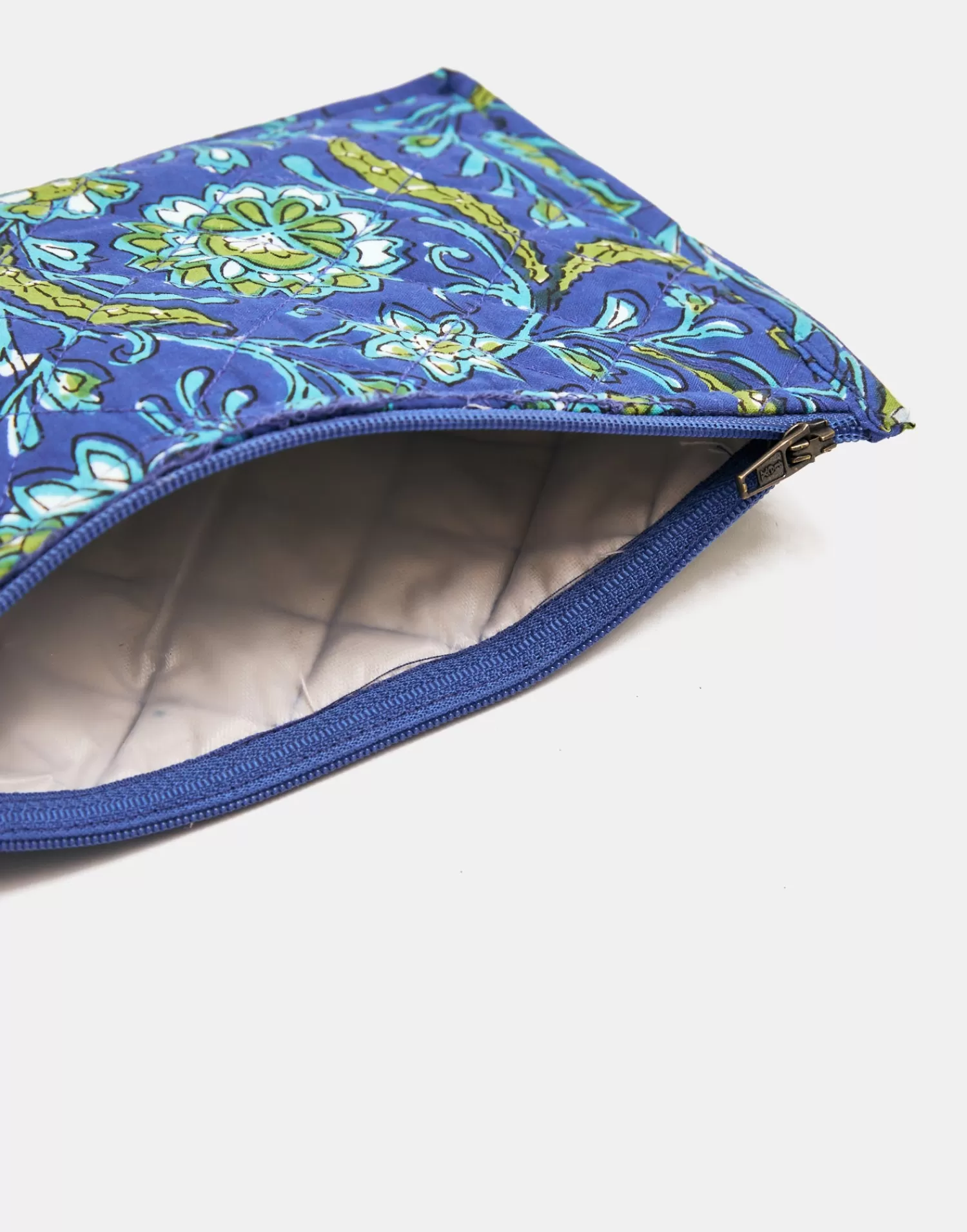 printed_toiletry_bag_5-1.webp Cases*Natura Selection Printed Toiletry Bag