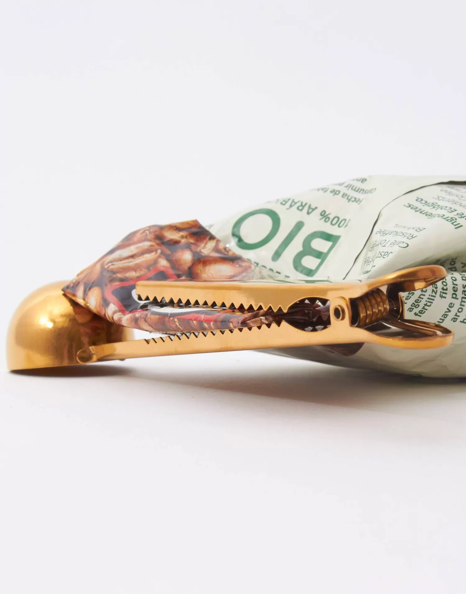 serving_spoon_with_clip_4.webp Kitchen*Natura Selection Serving Spoon With Clip 138319-Gold