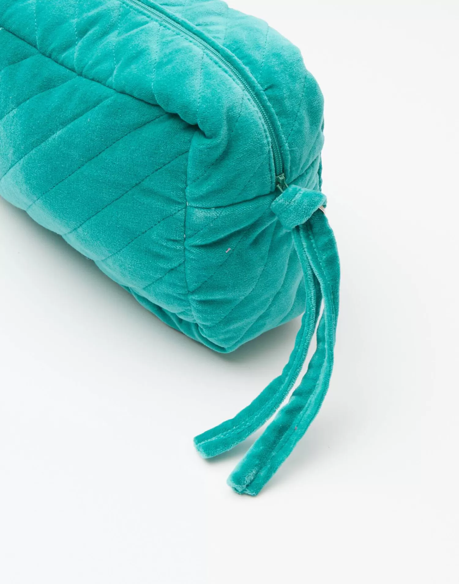 small_velvet_bag_4-1.webp Cases*Natura Selection Small Velvet Bag