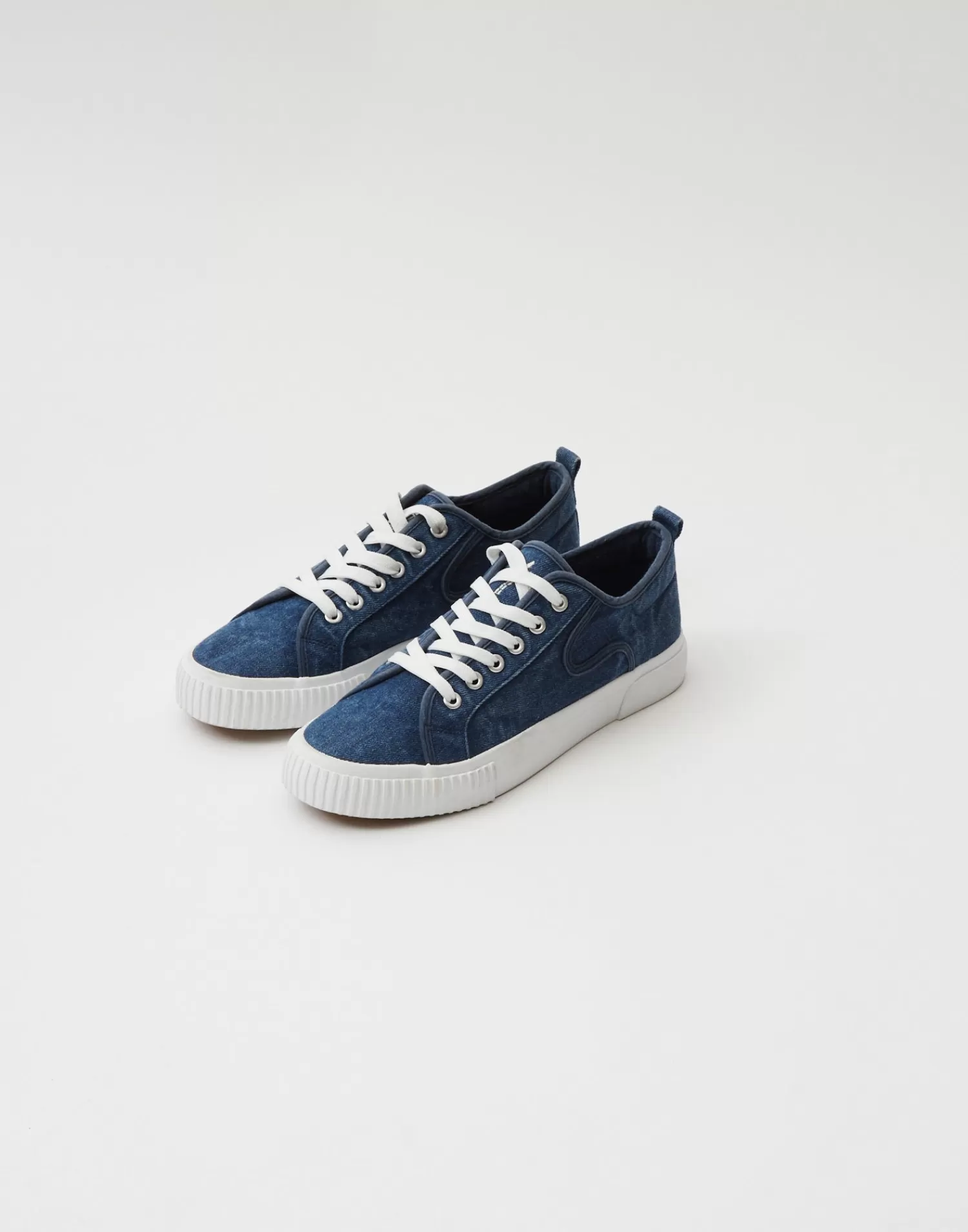 sneaker_canvas_10-12.webp Footwear*Natura Selection Sneaker Canvas
