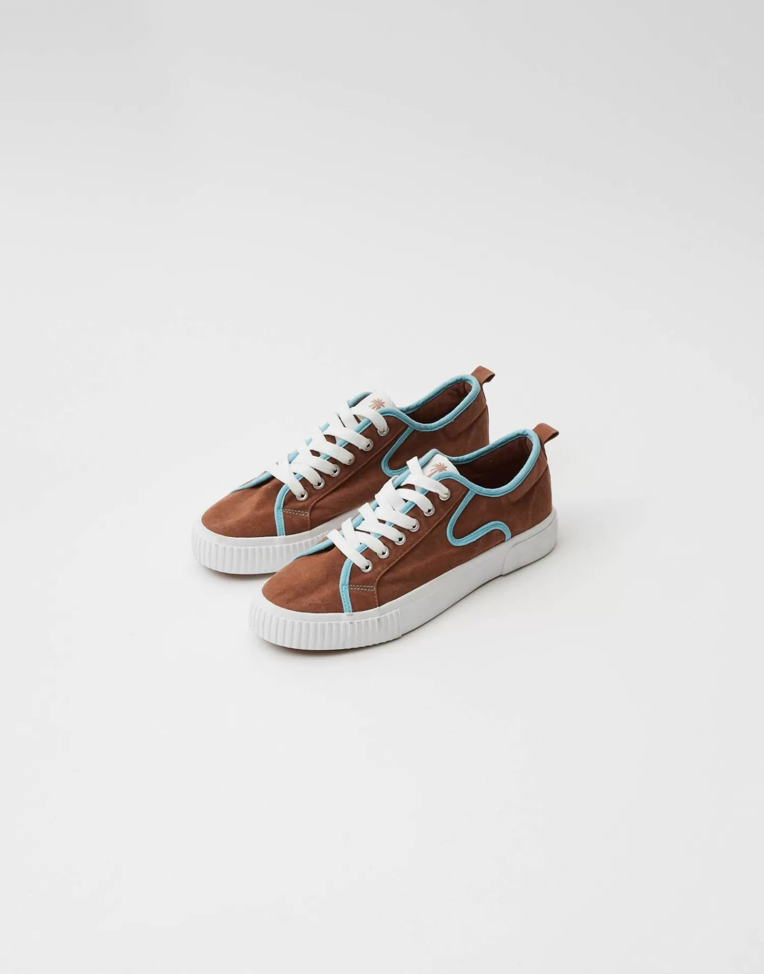 sneaker_canvas_16-5.webp Footwear*Natura Selection Sneaker Canvas