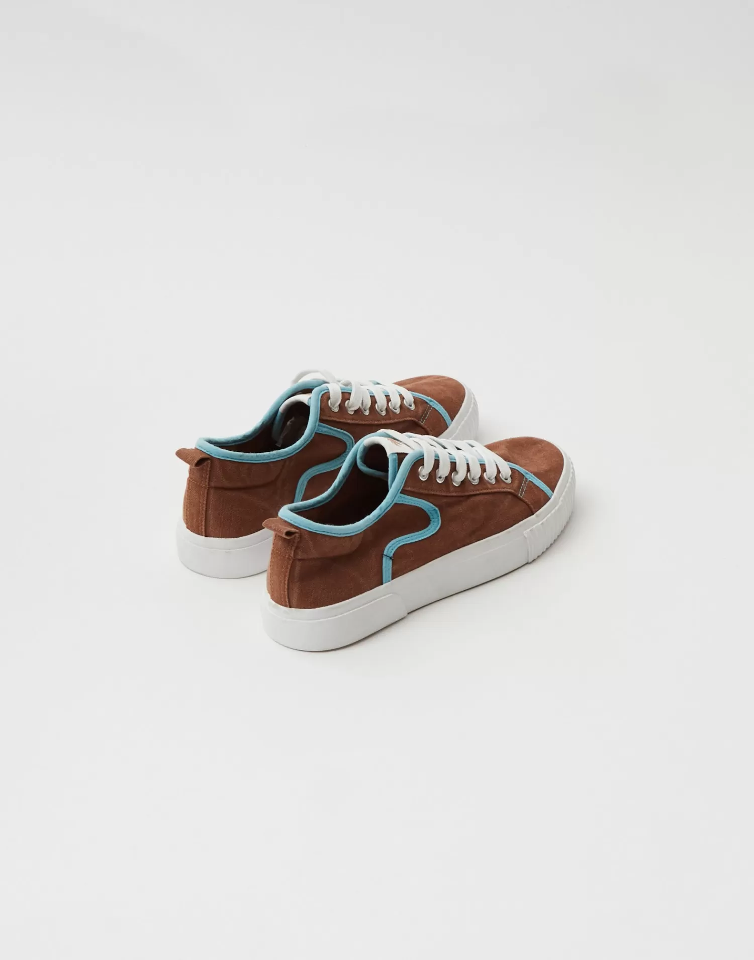 sneaker_canvas_4-30.webp Footwear*Natura Selection Sneaker Canvas