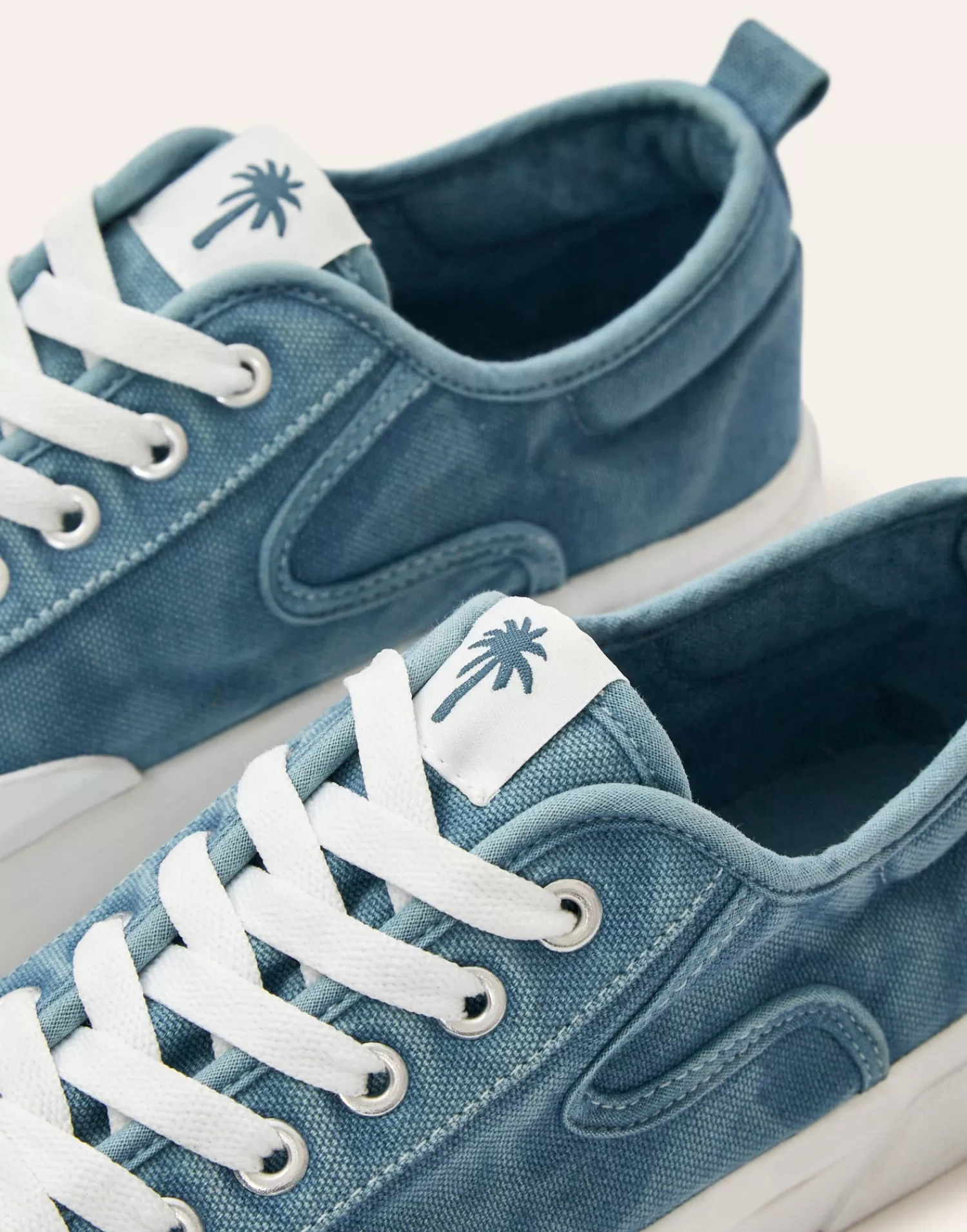 sneaker_canvas_5-45.webp Footwear*Natura Selection Sneaker Canvas