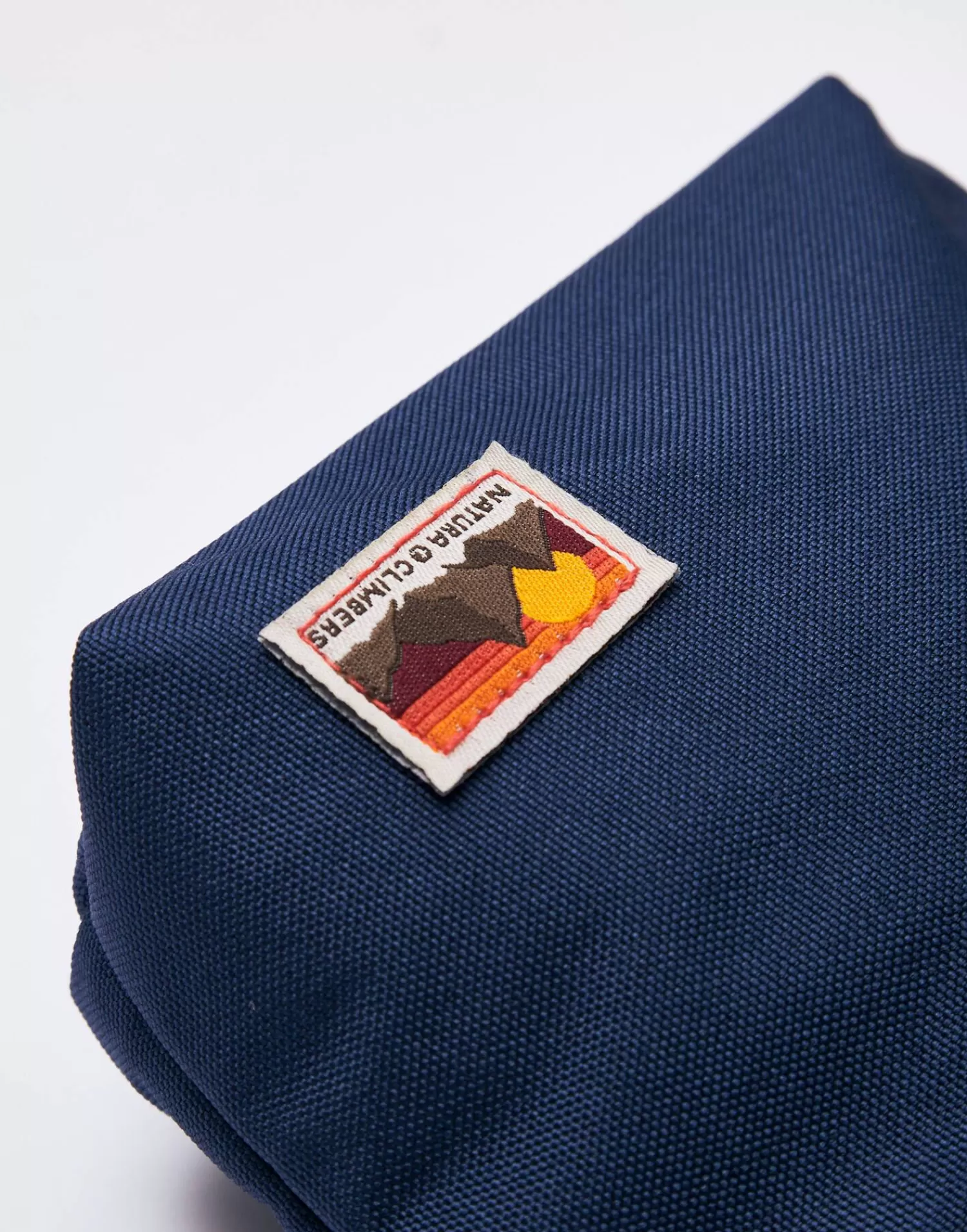 star_case_4-1.webp Cases | Men*Natura Selection Star Case