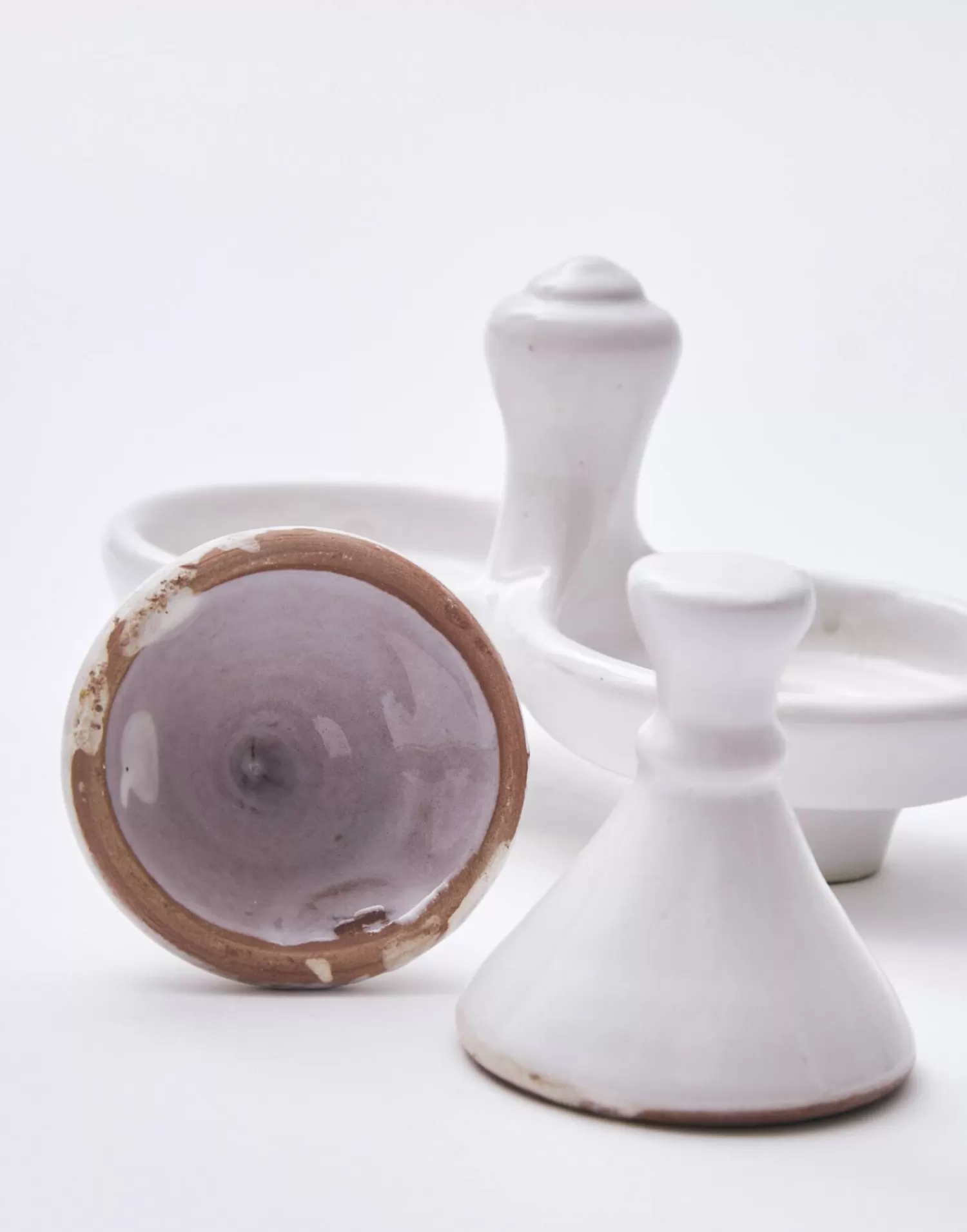 tagine_salt_and_pepper_shakers_3.webp Kitchen*Natura Selection Tagine Salt And Pepper Shakers 140150-WHITE