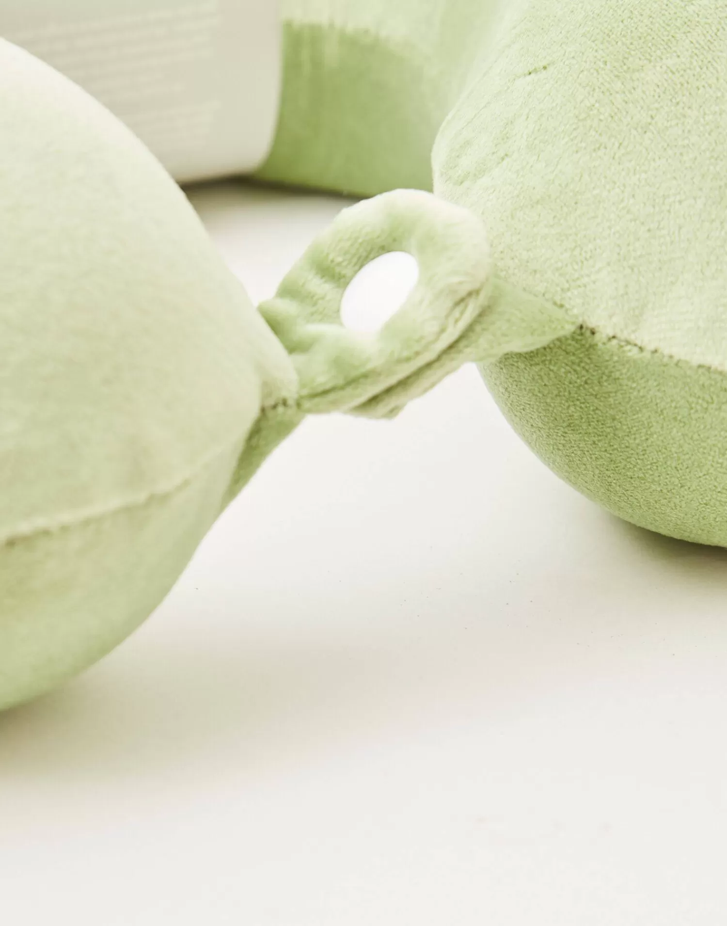 Travel*Natura Selection Velvet Cervical Cushion